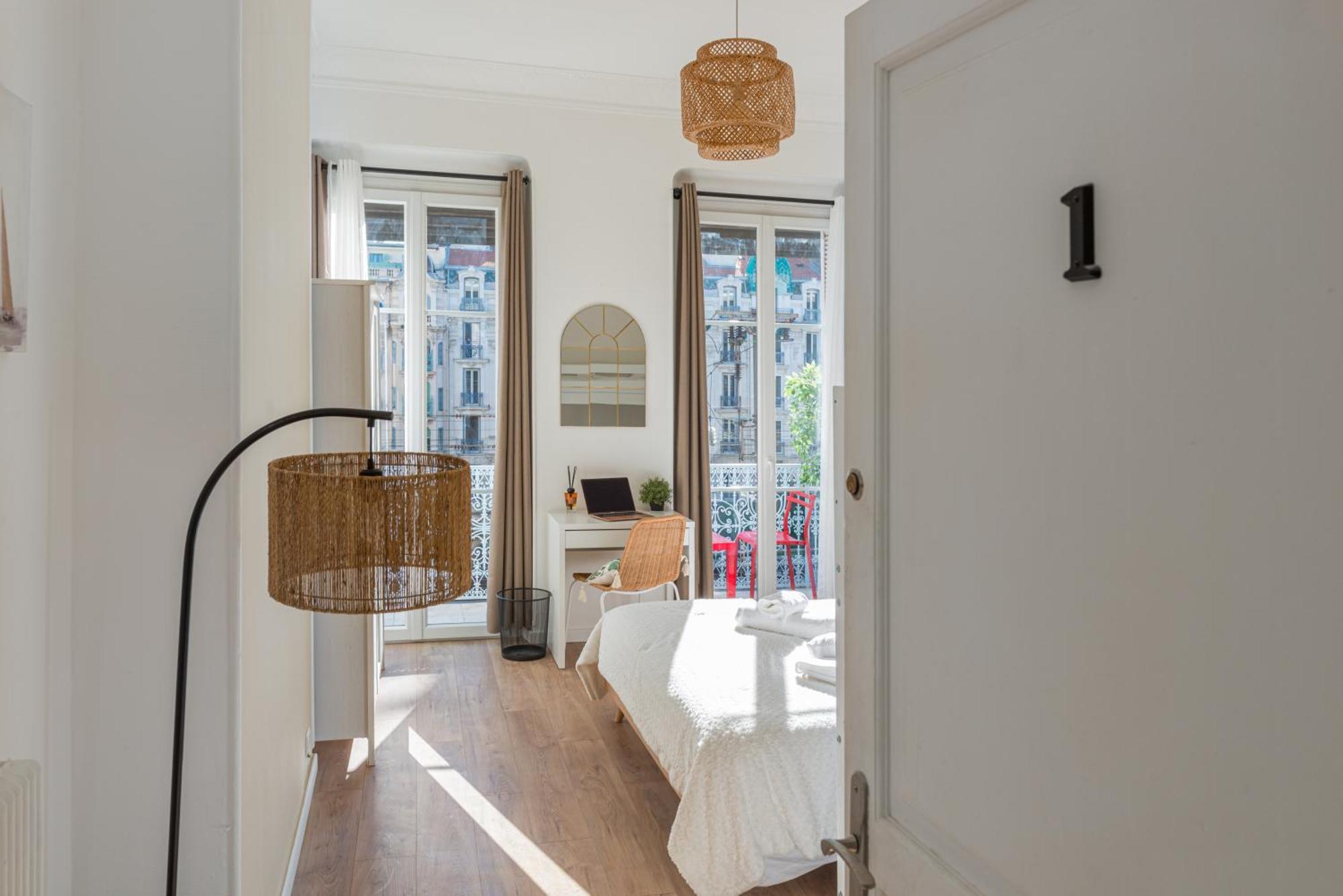 ניס Guest House Chez Bastien מראה חיצוני תמונה